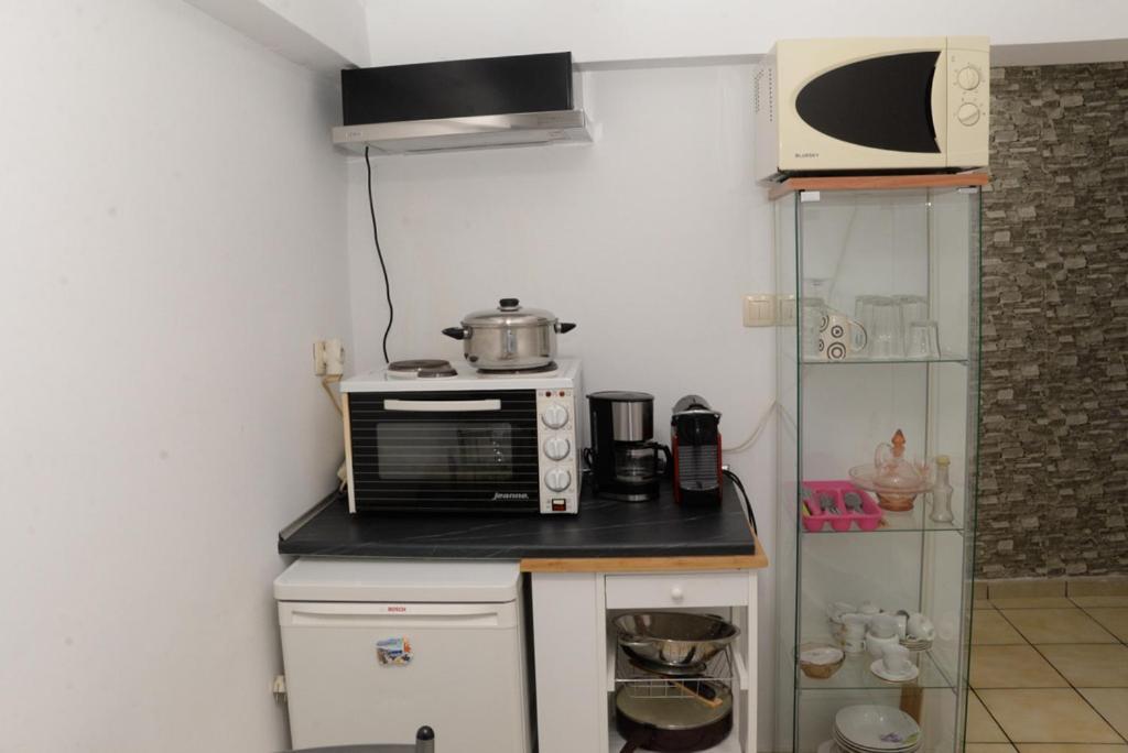 Boutique Kalithea Apartment Athena Bagian luar foto